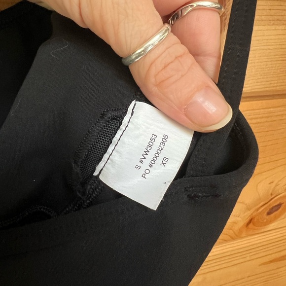 Vuori Women’s AllTheFeels Black Onsie - Picture 4 of 4